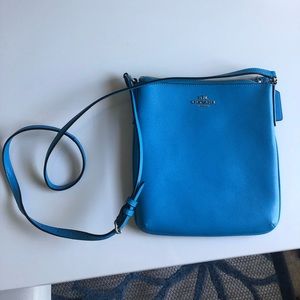 Coach shoulder/crossbody purse